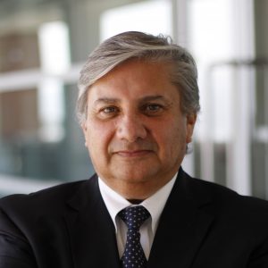 Dr. Ricardo Sanhueza