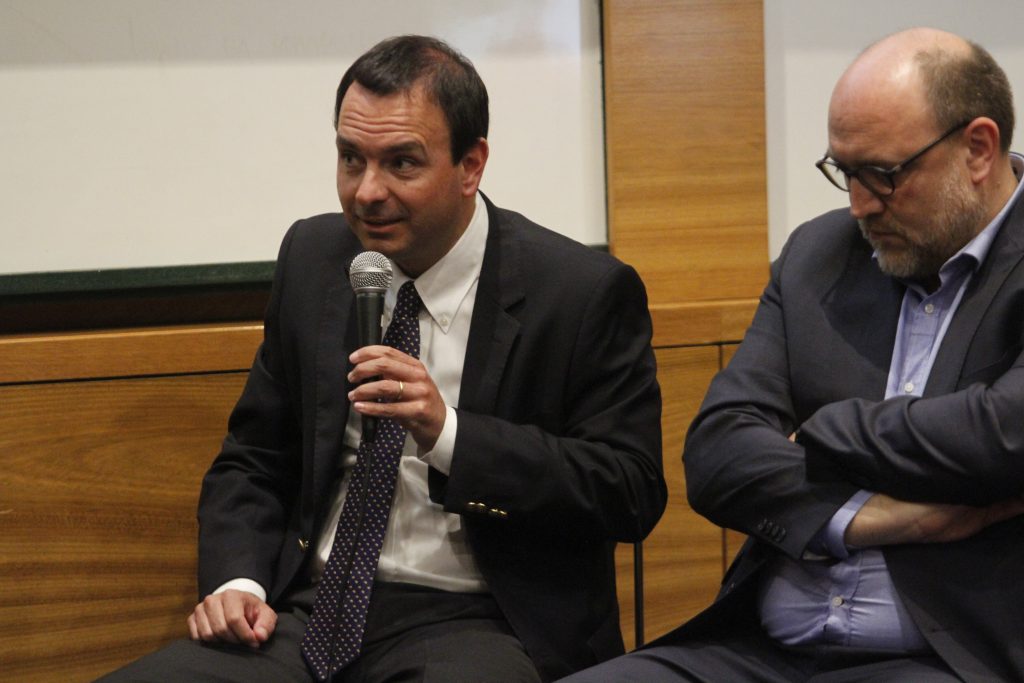 Cristián Rodriguez, director editorial de Pauta en el seminario en el seminario "Medios de comunicación en tiempos de crisis" realizado durante 2019.