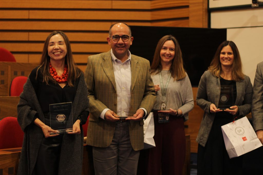 Yasna Otarola, Agustín Villaseca, Marcela Oyarzún y Marta Fernández. 