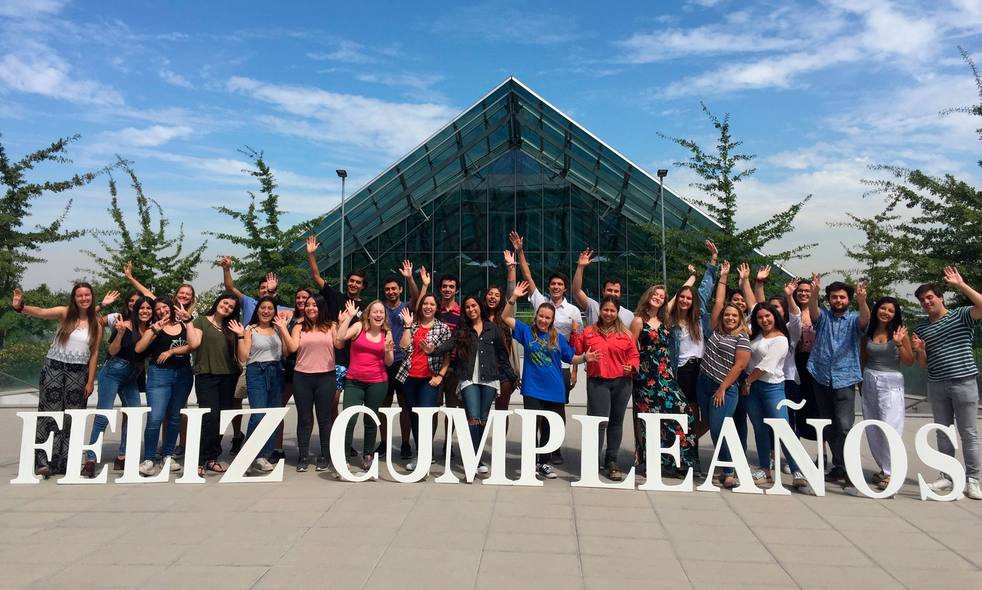 Portada Dona tu cumpleaños