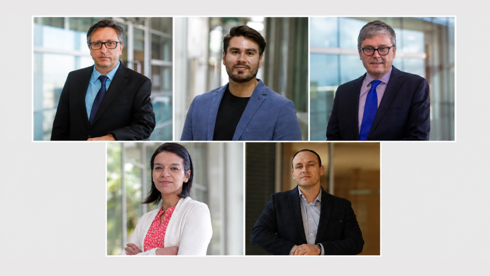 De izq. a der.: Cristián Aedo, Felipe Bustamante, Ignacio Covarrubias, Ivette Villarroel y Marcel Favereau.
