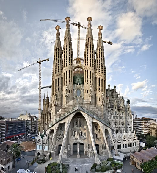 Ciclos y charlas 41 La Sagrada Familia 1