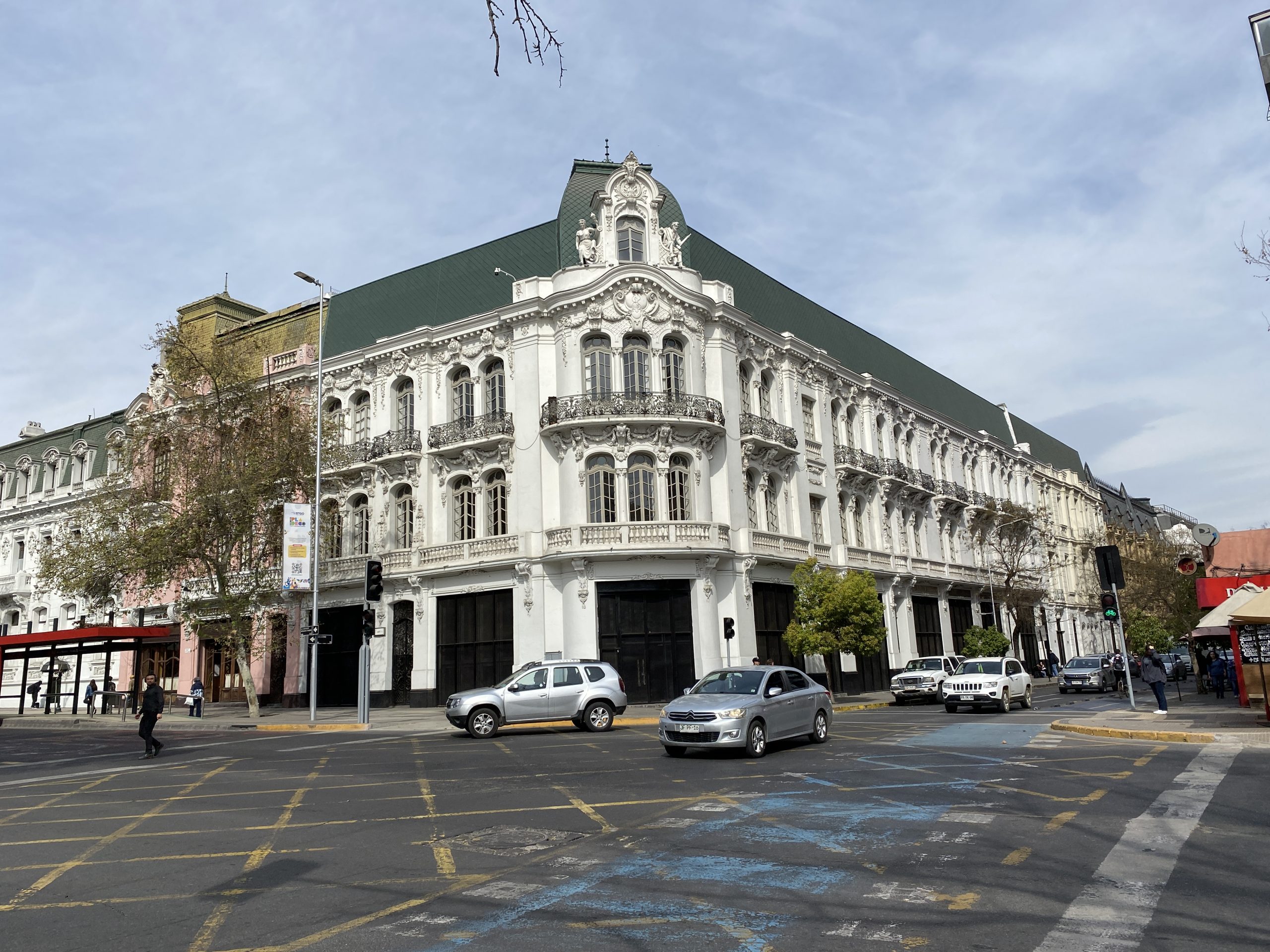 Palacio Iniguez Alameda scaled