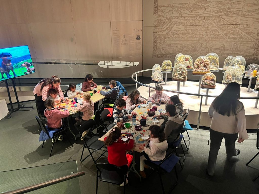Una mañana en la Uandes reunió a hijos de funcionarios en torno a la cultura chilota 10 WhatsApp Image 2026 07 02 at 10.43.57