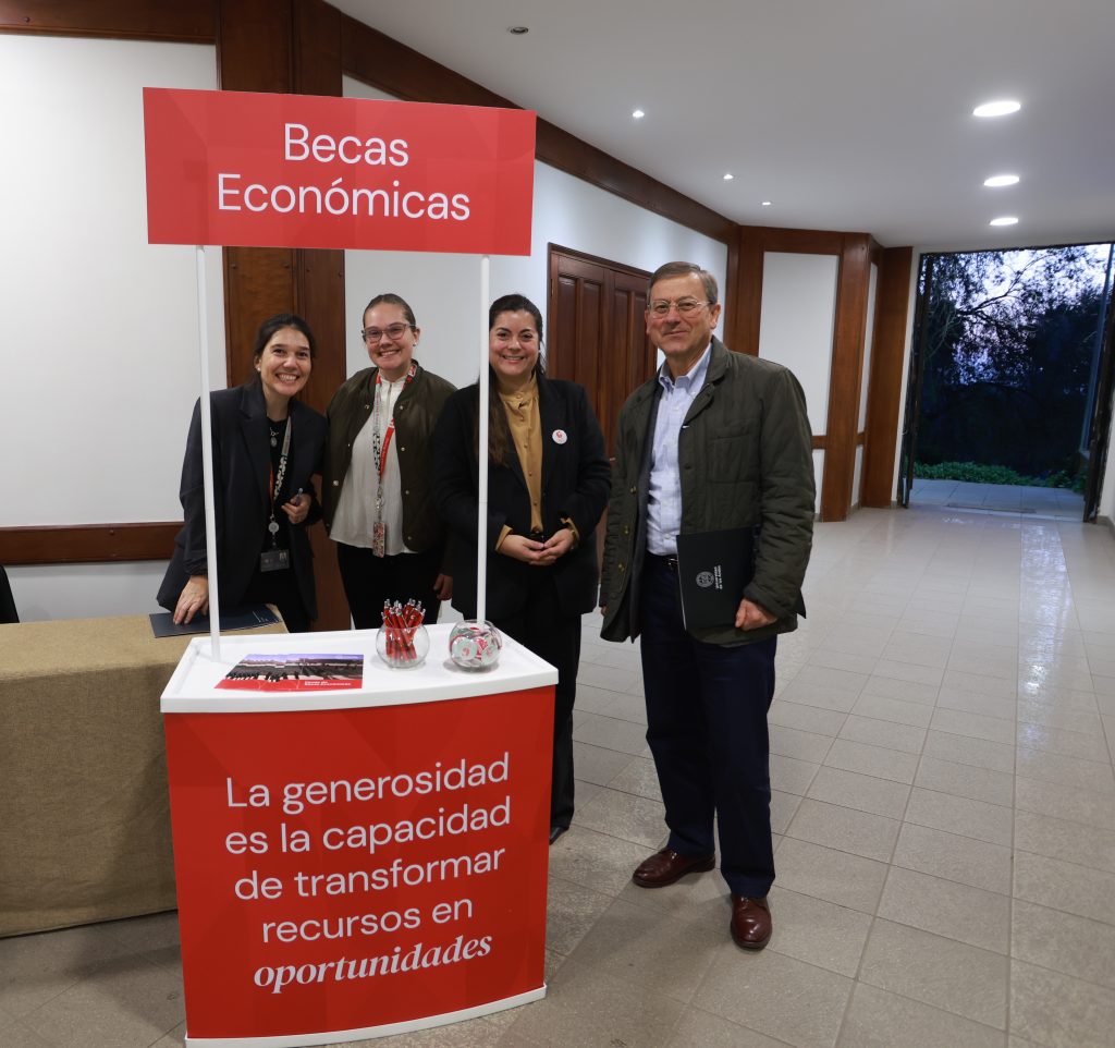 Expertos debaten en la Universidad de los Andes el rol de lo humano frente al avance de la inteligencia artificial 2 0K3A6218