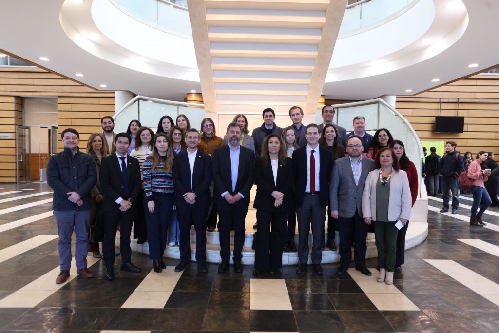 Uandes realizó la tercera jornada de la primera plenaria de la comisión de Vinculación con el Medio del CRUCH 12 0K3A7158 scaled