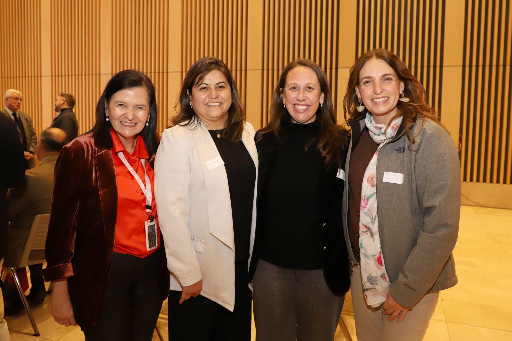 Escuela de Medicina Uandes celebró sus 35 años con una jornada de encuentro y reconocimiento 14 IMG 6473
