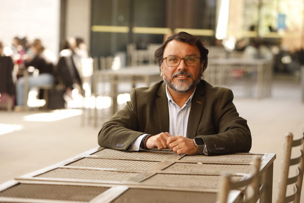 Profesor Guillermo Bustamante se adjudica fondo de investigación Uandes-UCN 7 MG 2246 scaled