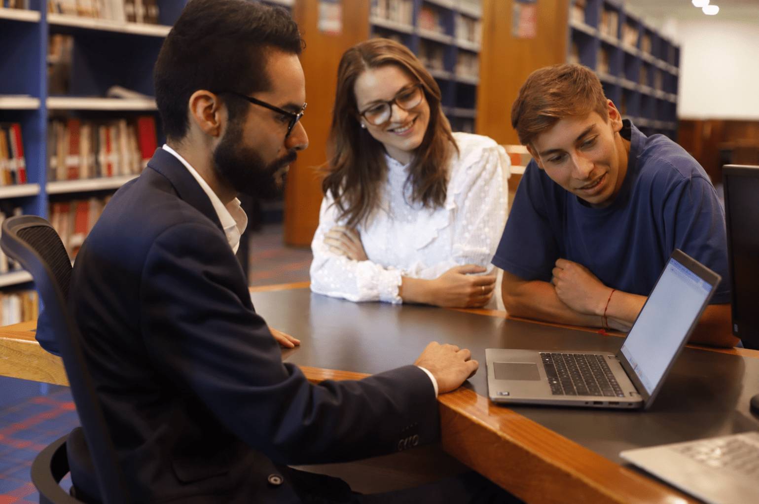 Asesor de biblioteca