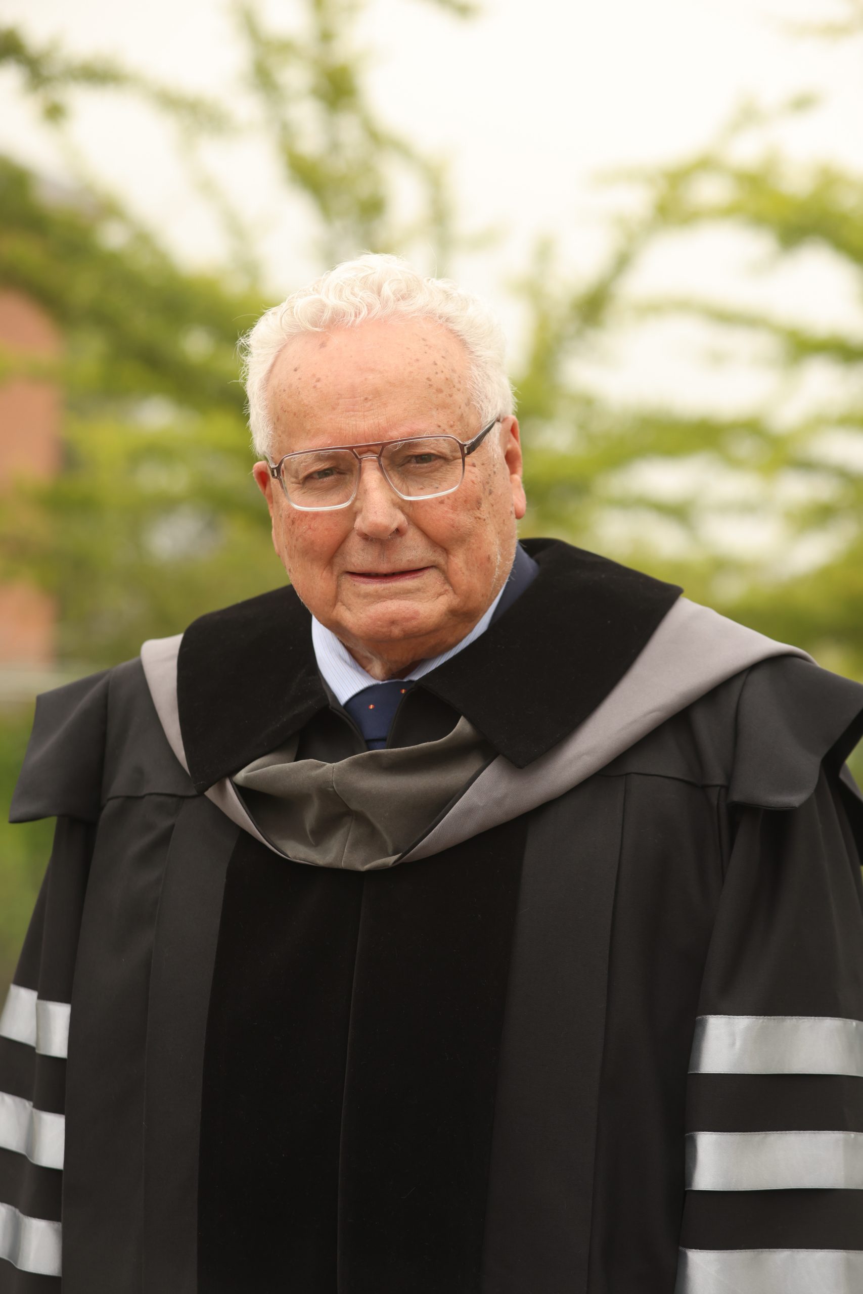 Universidad de los Andes otorga el grado de Doctor Honoris Causa por segunda vez en su historia a Cristián Zegers Ariztía, Antonio-Carlos Pereira Menaut e Ignacio Arellano Ayuso 4 0K3A20491 scaled