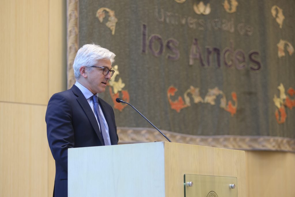 70 cuidadores de residencias para personas mayores se certifican en programa de la Facultad de Enfermería y Obstetricia Uandes 10 0K3A2337 1