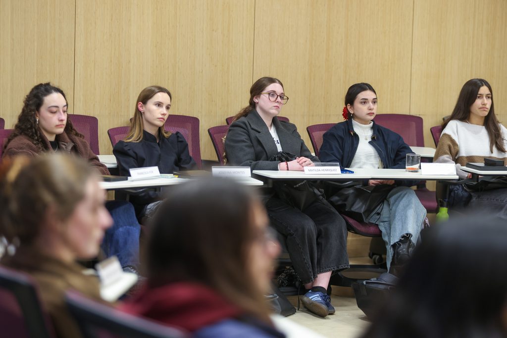 Estudiantes Uandes inician Programa de Honor con foco en el bien común y los desafíos del país 6 0K3A3335