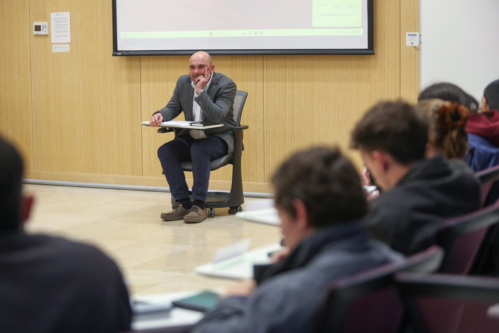 Estudiantes Uandes inician Programa de Honor con foco en el bien común y los desafíos del país 7 0K3A3385