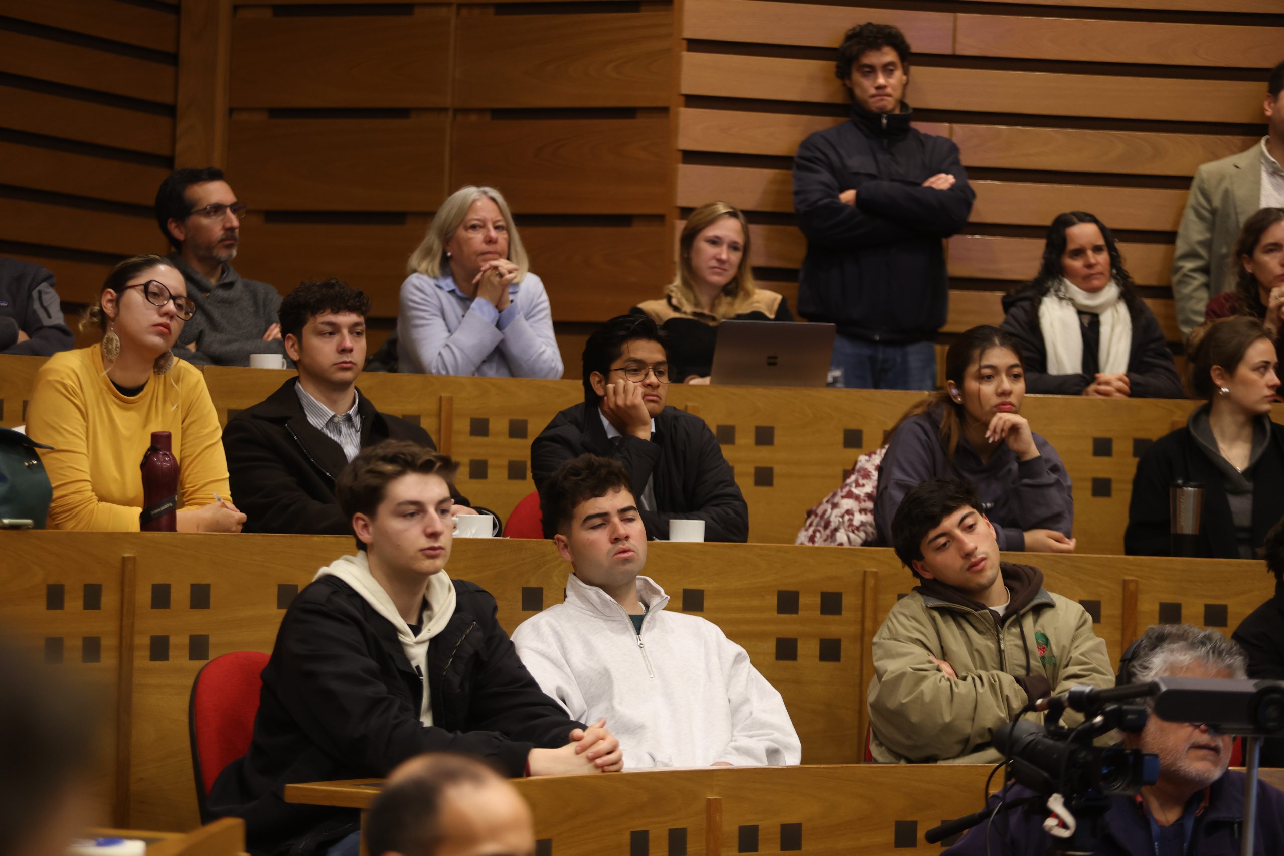 Sector público, empresas y fundaciones abordaron en la Uandes cómo ampliar iniciativas educativas con buenos resultados 3 0K3A4096 scaled