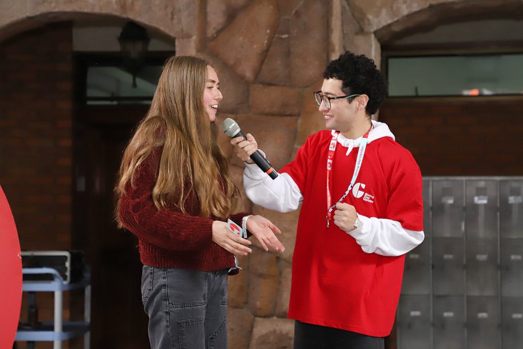 8° Giving day Uandes: Más de 4.800 personas se unieron para abrir nuevas oportunidades a los becados 13 IMG 9219 copia