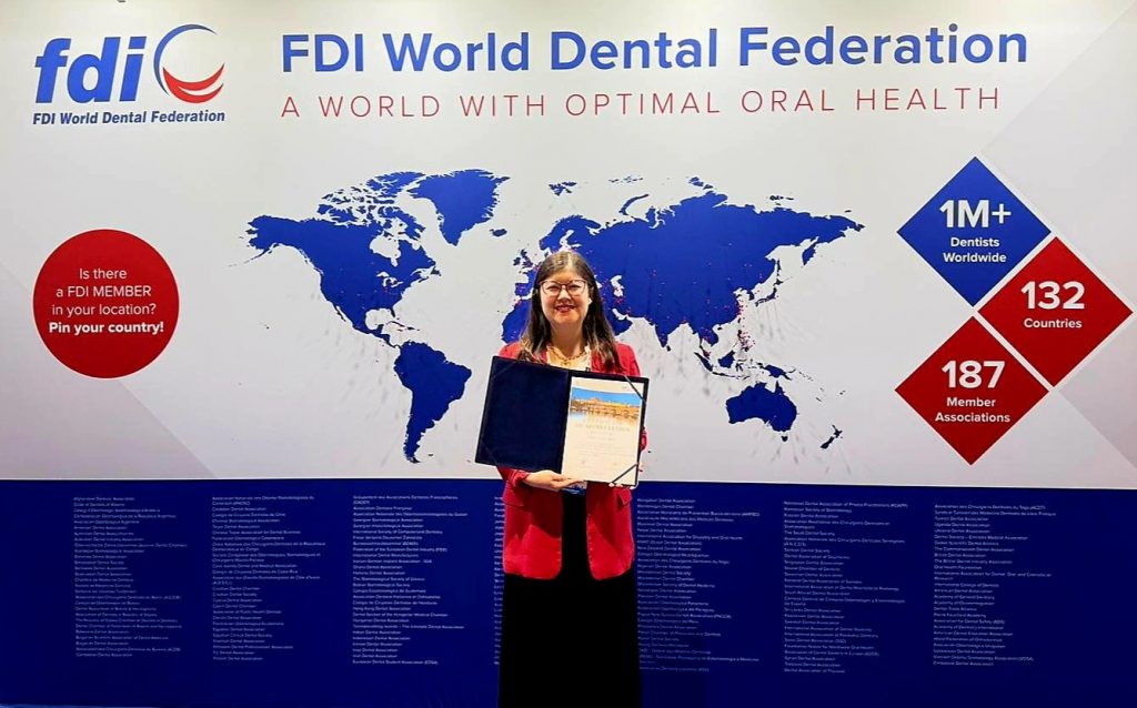 Investigadora Uandes busca orientar el rol de la Odontología frente a desastres naturales 11 Premio FDI 2026 2