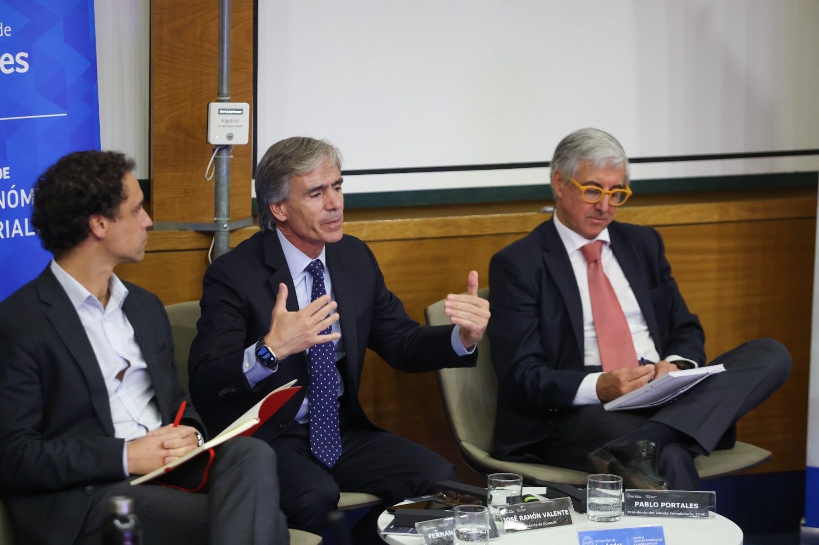 Fonavi en debate: Exministro de Economía, CChC, Santander analizaron sus efectos en el acceso al crédito hipotecario 5 WhatsApp Image 2026 10 08 at 12.14.01 PM 4