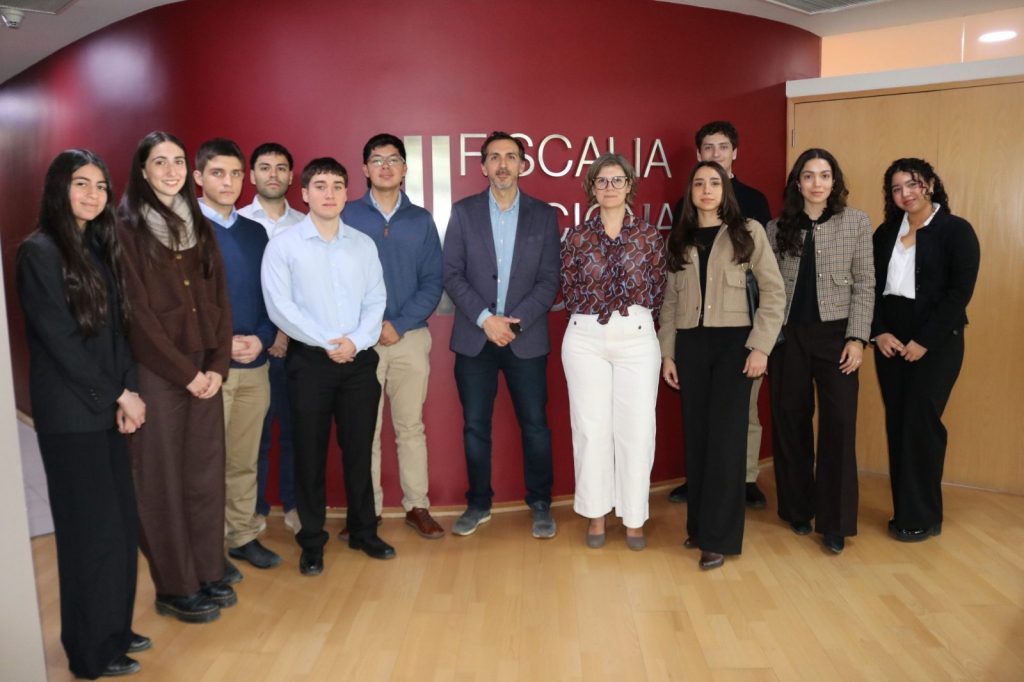 Vinculación: Magíster en Economía acerca a sus estudiantes al trabajo de la Fiscalía Nacional Económica 13 WhatsApp Image 2026 10 16 at 12.09.04 PM